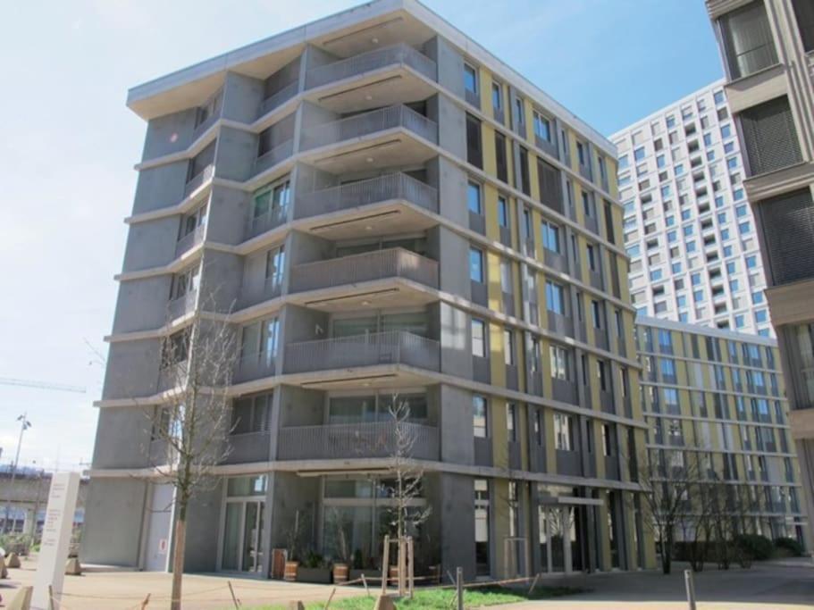 Wohnung Im Trendquartier Zentral - 24-7 Check-In With Keybox زيورخ المظهر الخارجي الصورة